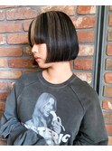 ボブ　耳かけボブ　切りっぱなし　ワンレン