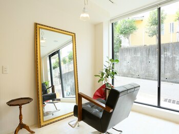 ルアーナ(LUANA)の写真/少人数サロンだからこそできる、一人一人に寄り添った丁寧なカウンセリングが◎居心地の良さにも定評あり!