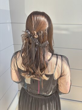 ハレ(HARE) カチモリハーフアップ