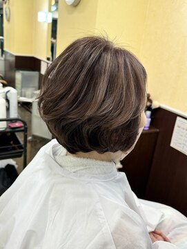 アントワープトーキョー(antwerp TOKYO) 40代50代白髪ぼかしハイライト根元パーマ大人ひし形ショートボブ