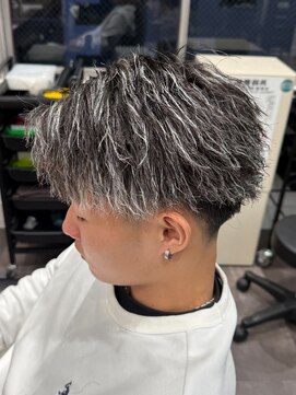 ルースト 京都四条大宮店(ROOST) ホワイトツイスト