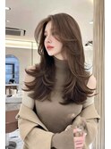 海外風レイヤーカットブリーチなしダブルカラー顔周りレイヤー