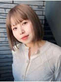 ショート ボブ ブリーチ ベージュ 似合わせカット 透明感 20代