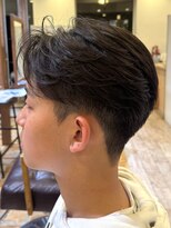 オーシャントーキョー(OCEAN TOKYO)&nbsp;韓国マッシュフェザーパーマニュアンスパーマセンターパート黒髪