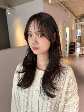 アム(amu) ハッシュカット/レイヤーカット/ロングレイヤー/顔まわりカット