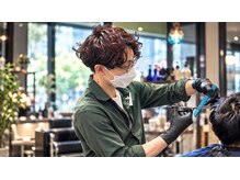 カミヤ 髪や 目黒店の雰囲気(丁寧で親身なスタッフがお客様と真剣に向き合います!<理容室>)