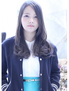 リタ(Lita) Licca ホワイトアッシュ　無造作小顔　大きめカール