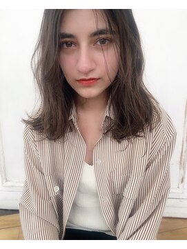 アリスバイアフロート 自由が丘(ALICe by AFLOAT) くびれセミミディヘルシーレイヤー