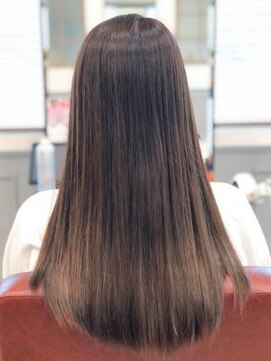 ミーティア バイ クアトロ(Meteor By QUATRO) モテアッシュグレー