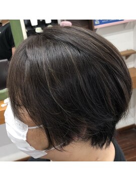 プラッキー(PLUCKY) バッサリショート&ハイライトカラー