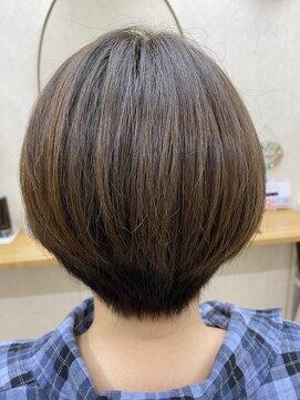 フラワー 美容室 ふんわりショート