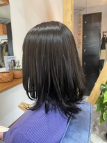 クア(qua) 外ハネミディアム