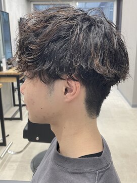 フイ 代々木(Hui) 波巻きスパイラルパーマ