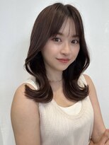 アイヴィー(IVY)&nbsp;ベージュブラウンフェイスレイヤーくびれヘア【肥田亜沙美】