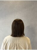 切りっぱなしBOB×くすみベージュ