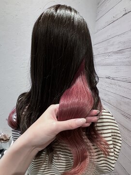 リック(Ric by KENJE) 透明感ピンクカラー