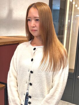 アトリエ(atelier.) ハイトーンベージュ　ケアブリーチ　艶トリートメント　ツヤ髪