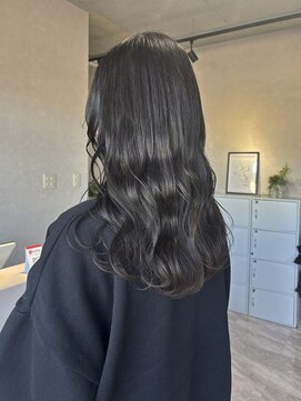 プリュム(Plume.) 透明感オリーブグレージュ