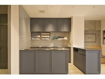 ロージー(ROSIE)の写真/男性スタイリストが苦手…そんな方にオススメしたい！女性Stylistのみ在籍/女性専用の上質Salon♪―ROSIE―