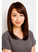 上品な艶と知的斜めバング♪オフィスでも愛される大人の洗練ヘア