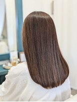 ウミネコ美容室(Umineko美容室) 自然な艶めきストレートロング