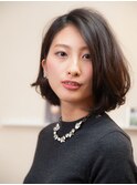 リラックス感もある色香もあるツヤボブ