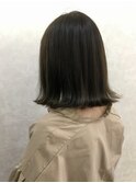 切りっぱなし外ハネボブ ハイライトグレージュ