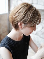 カライング(ing)&nbsp;大人可愛い20代30代40代黒髪前下がりショートボブ丸みショート◎