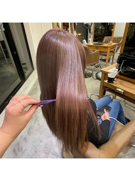 フツーロ 栄(FUTURO) ミネコラで艶髪！！