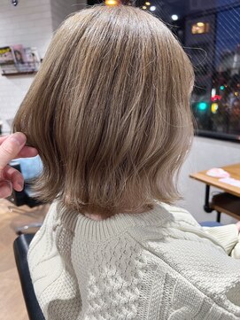 ビス ヘア アンド ビューティー 西新井店(Vis Hair＆Beauty) 20代30代40代ミルクティベージュハイトーン