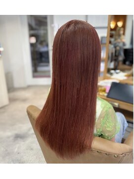 フツーロ 栄(FUTURO) プルエクステ