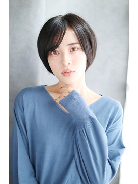 トランクイルバンカ(TRAN9UIL BANCA) 20代30代40代 冷静な大人ショート【近江八幡】#780