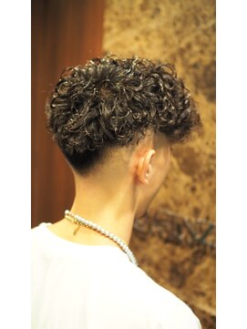 ヒロギンザバーバーショップ 丸の内店(HIRO GINZA BARBER SHOP) [hiro ginza] プードルスキン　東京/大手町/丸の内/理容室