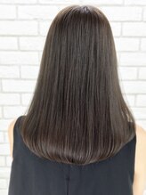 《縮毛矯正・前髪縮毛矯正》