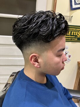 フォーコーナーズ(Four Corners) メンズパーマ/スキンフェード/バーバー/刈り上げ