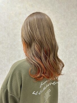 ロエン 西岡崎店(ROEN) #ミルクティーベージュ×インナーオレンジ/20代/インナーカラー