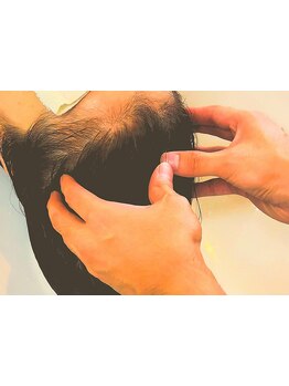 【頭皮から全身リフレッシュ】皮脂や毛穴の汚れを取り除き、血行を促進、美髪へ導く健康な頭皮環境へ。