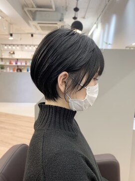 ジエクト アイロ(The Ect ilo) 可愛い丸みショート×ブルーブラック 艶々カラー 似合わせカット