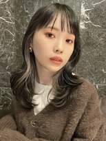 ビュートリアム 南青山(BEAUTRIUM)&nbsp;イヤリングカラー ローレイヤーカット イルミナカラー前髪カット