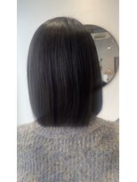 ヨリス(YOLIS.)&nbsp;【ミディアムボブ＃ぱつっとボブ＃伸ばし中