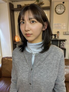 レイヤーカット/ミディアム/ラベンダーベージュ/シアーカラー