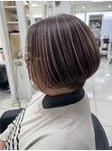 白髪ぼかし/脱白髪染め/白髪/大人女性/髪型/細めハイライト