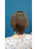 今日は美容院&nbsp;伸ばし中の髪型