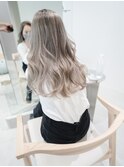 シルバーグレージュ