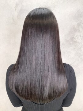 アイティーバイアルバム 藤沢店(IT by ALBUM) ブラックアッシュ_外ハネボブセクションカラー_ba387201