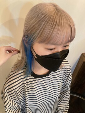 ロティー(loty) （miki）ホワイトカラー　ブロンド　インナーカラー　お洒落