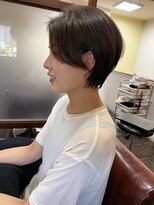 ハピネス クローバー 学園前店(Happiness CLOVER)&nbsp;丸みショート/前髪/顔周りカット/濱崎優/白髪ぼかし