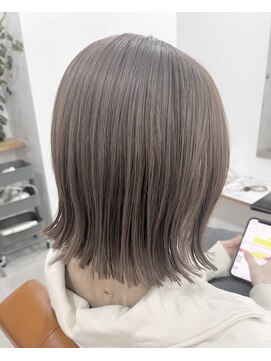 シーバイトリコ 市川(SEA by tricot) 透明感ベージュカラー