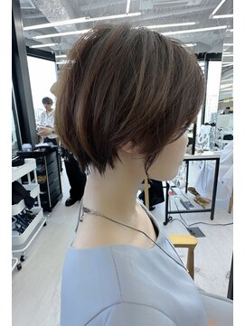 ビューナゴヤ 名駅(VIEW NAGOYA) 魅力倍増カールシアーカラーショートヘアダークアッシュ