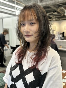 エルメ クラマエ(Elme) 個性派オシャレ◎ウルフカット